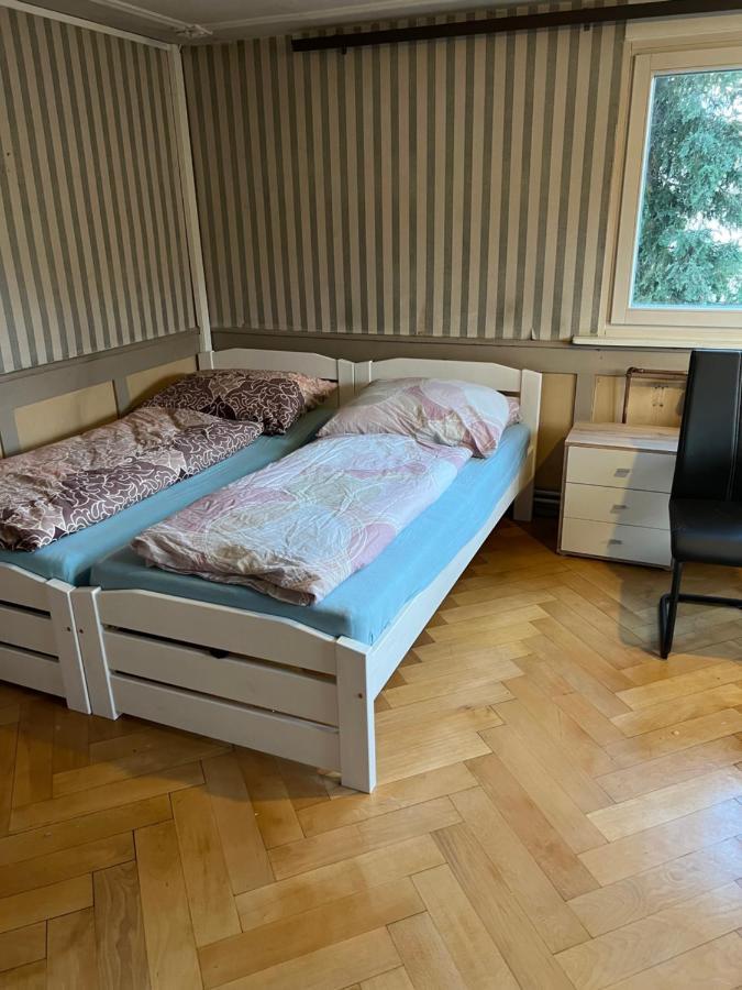 Orkhan Latifov Höchst Zewnętrze zdjęcie